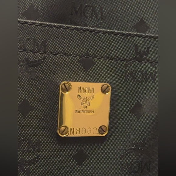 MCM Black waterproof Tote in Visetos Nylon,,,,RARE! - Picture 8 of 16